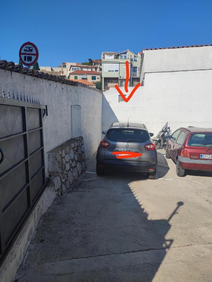 Apartment Vinea-Parking Included Šibenik Exterior foto